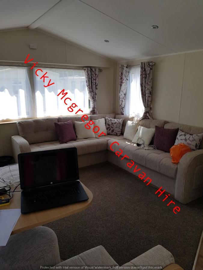 Отель Haggerston Castle Tower Lawn Hire Бервик-апон-Твид Экстерьер фото